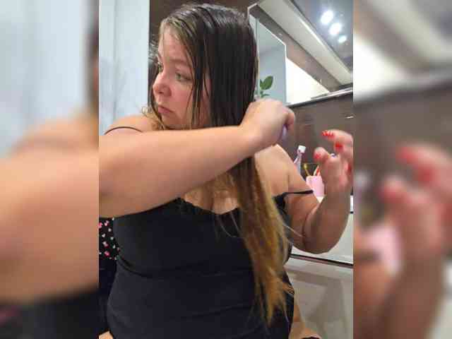 FLUFFY_BEAUTY webcam