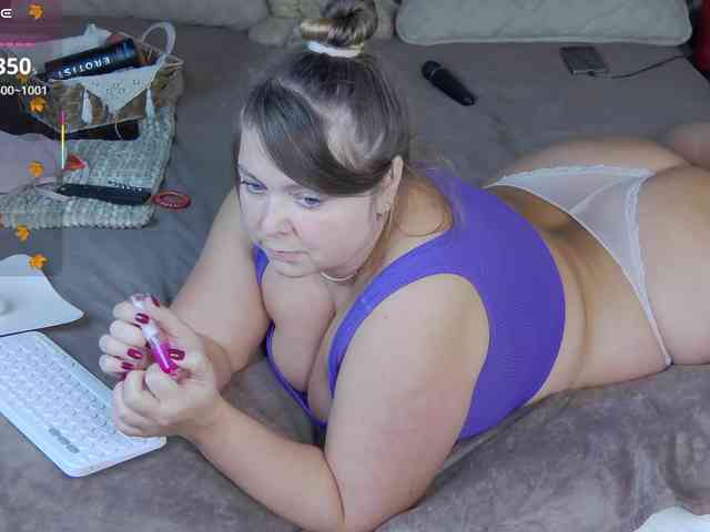FLUFFY_BEAUTY webcam