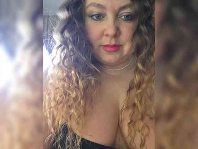 FLUFFY_BEAUTY webcam