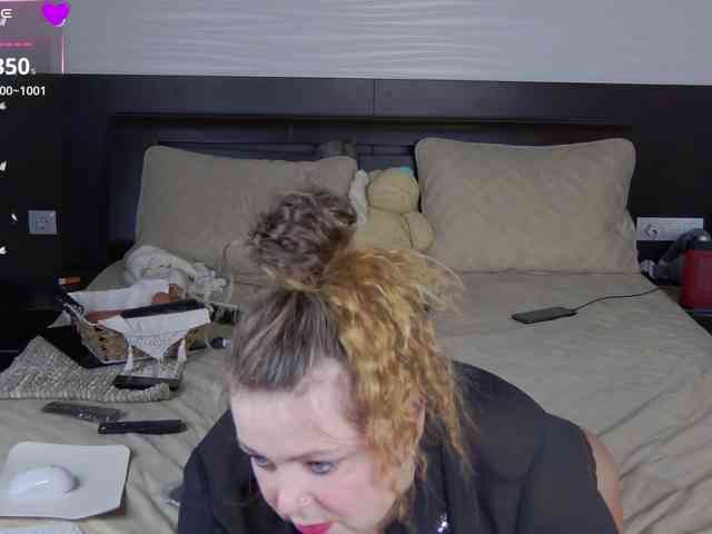 FLUFFY_BEAUTY webcam