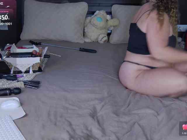 FLUFFY_BEAUTY webcam