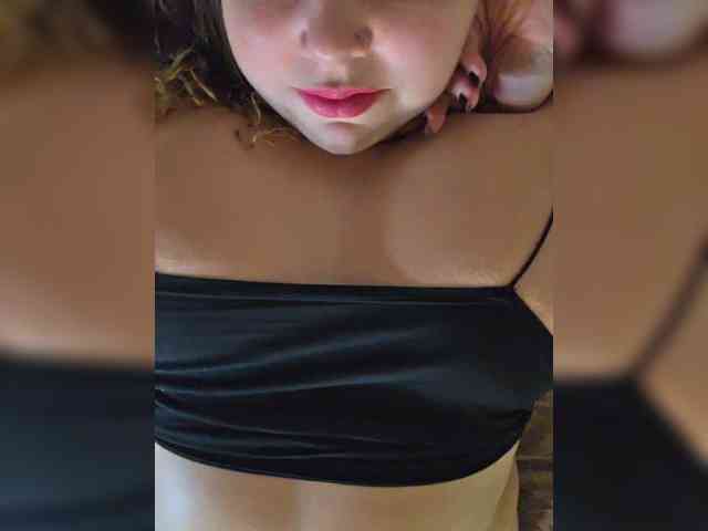 FLUFFY_BEAUTY webcam