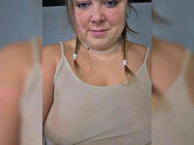 FLUFFY_BEAUTY webcam