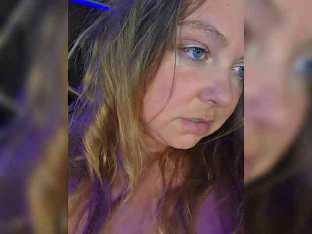 FLUFFY_BEAUTY webcam