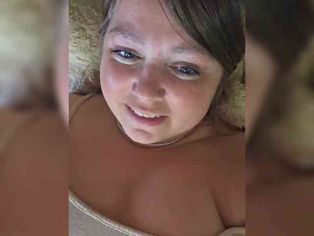 FLUFFY_BEAUTY webcam