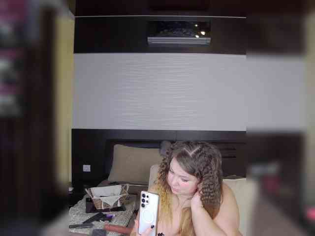 FLUFFY_BEAUTY webcam