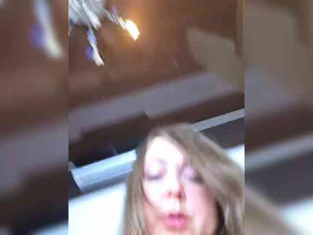 FLUFFY_BEAUTY webcam