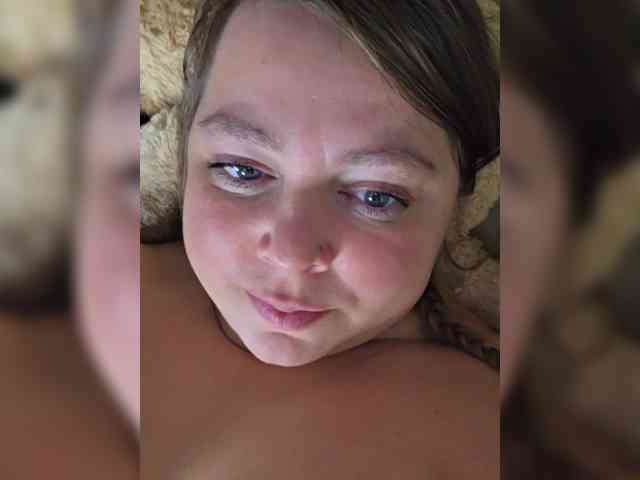 FLUFFY_BEAUTY webcam