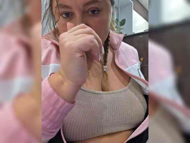 FLUFFY_BEAUTY webcam