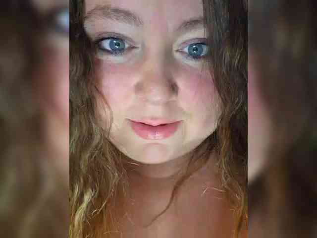 FLUFFY_BEAUTY webcam