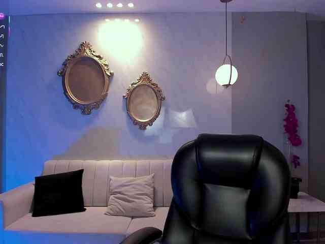 MartinnaBonet Live Webcam on BongaCams