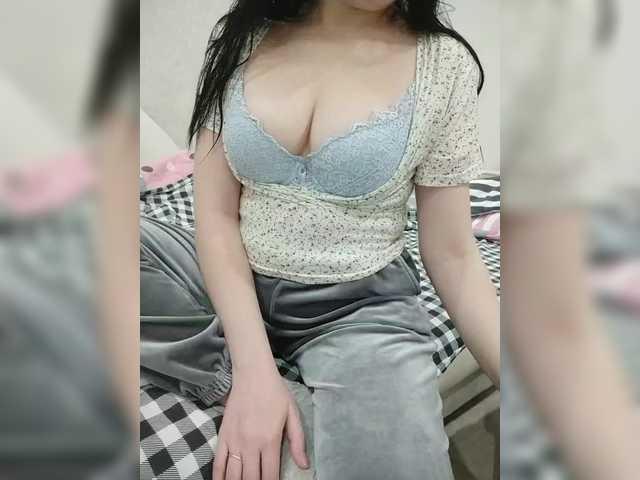 Explore sexy camslut Valeria777161 Valeria777161 from BongaCams