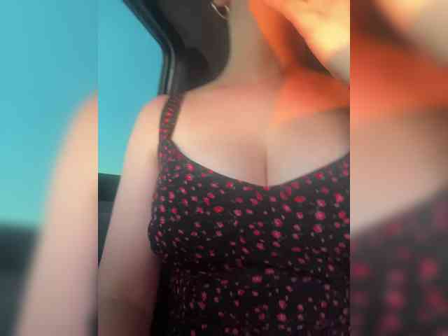 Valeria777161 webcam