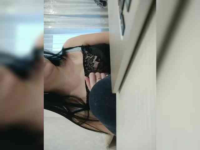 Valeria777161 webcam