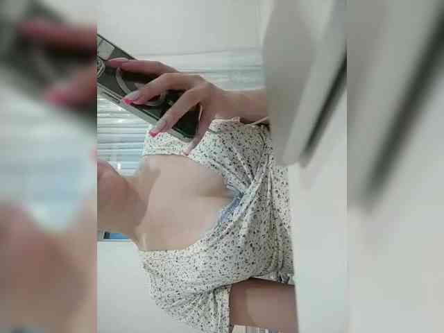 Valeria777161 webcam