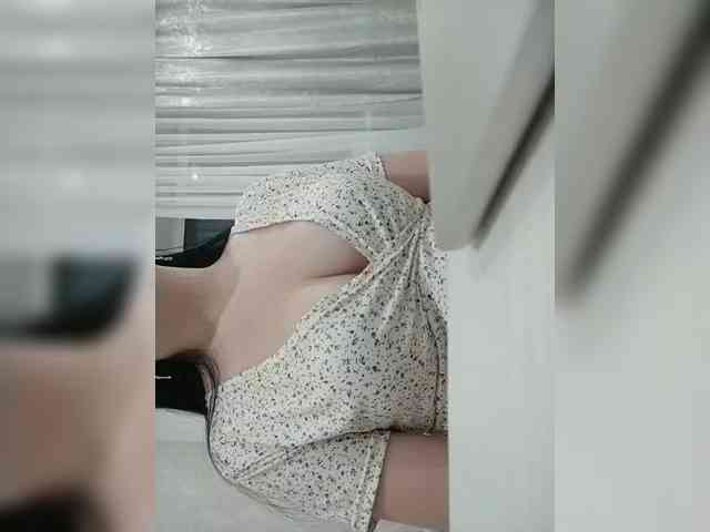 Valeria777161 webcam