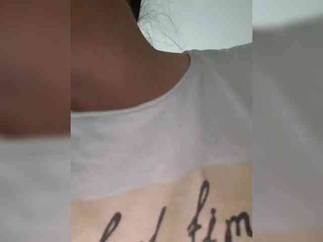 Zlykaa webcam
