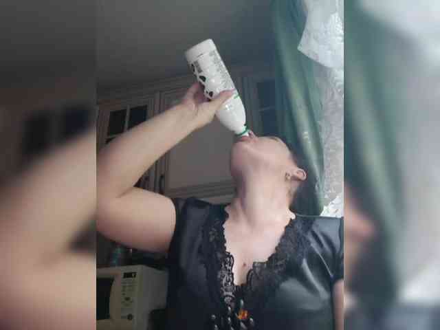 Zlykaa webcam