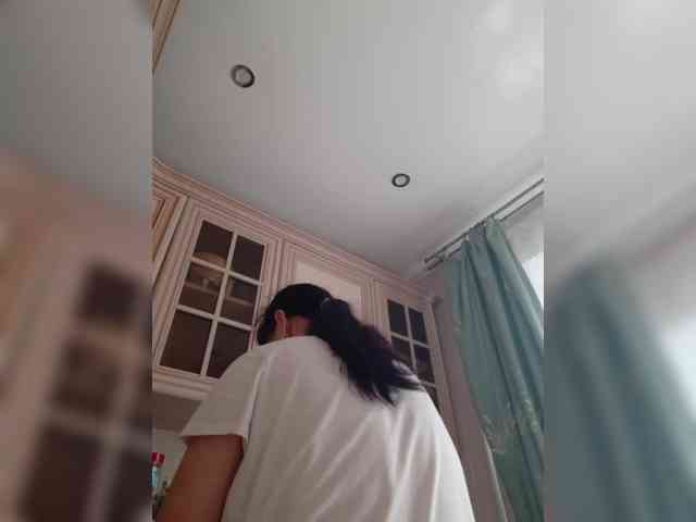 Zlykaa webcam