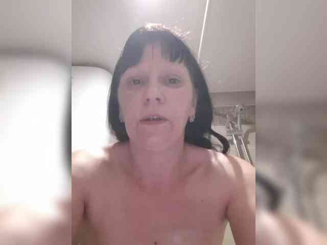 chatting live Zlykaa