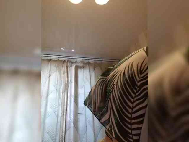 Zlykaa webcam