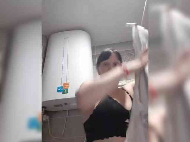 Zlykaa webcam
