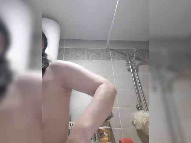 Zlykaa webcam