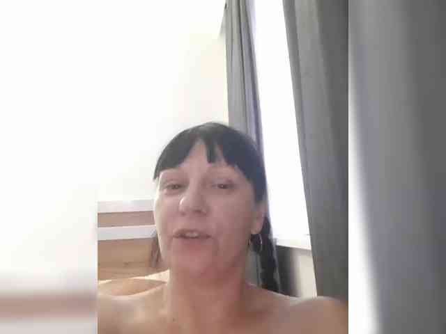 Zlykaa Live Webcam on BongaCams