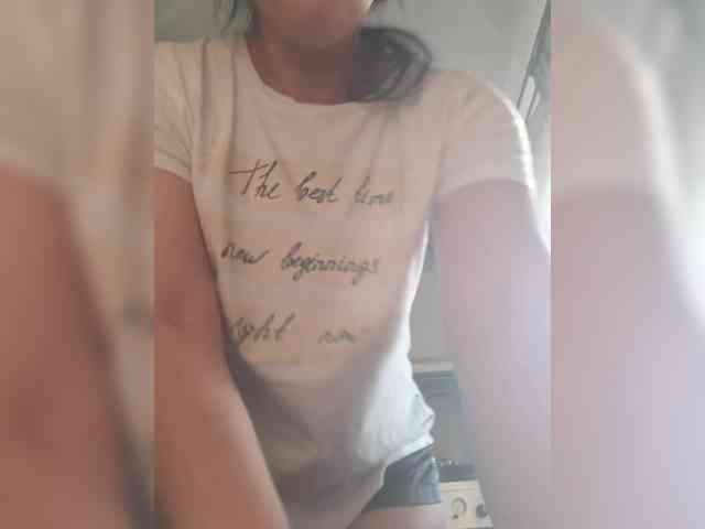 Zlykaa webcam