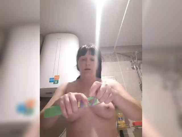 Zlykaa webcam