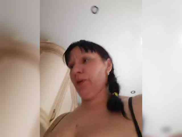 Zlykaa Live Webcam on BongaCams