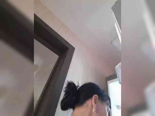Zlykaa webcam
