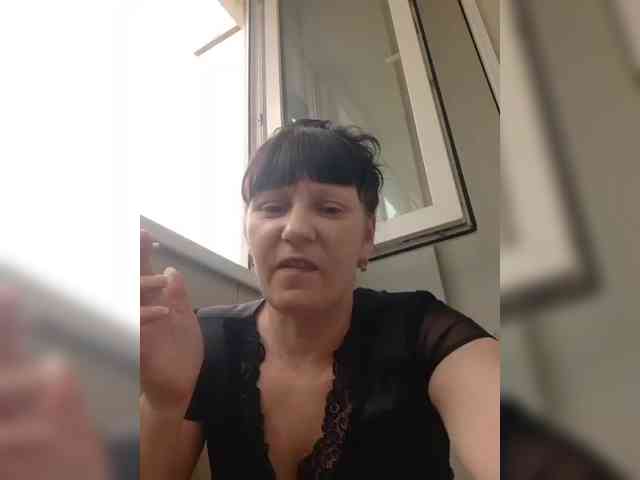 Zlykaa webcam