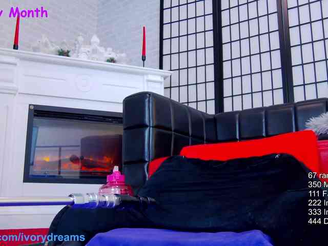 IvoryDreams webcam