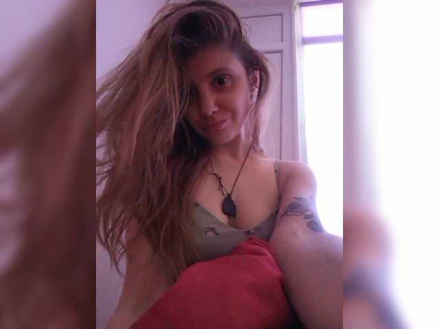 Stars777s1's BongaCams show and profile