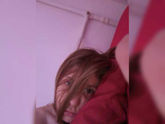 Stars777s1's BongaCams show and profile