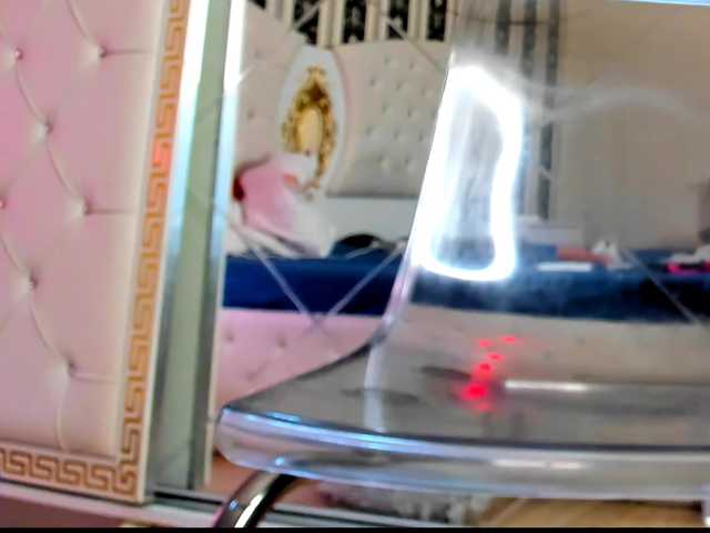 Aidasina's BongaCams show and profile