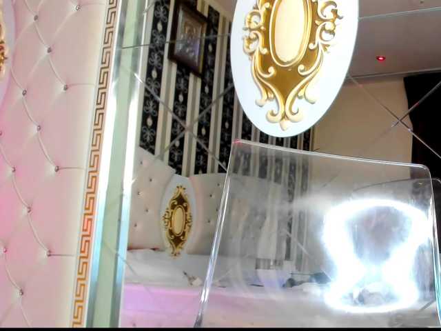 Aidasina's BongaCams show and profile