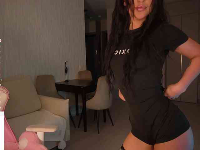 sexy-assian's webcam live show