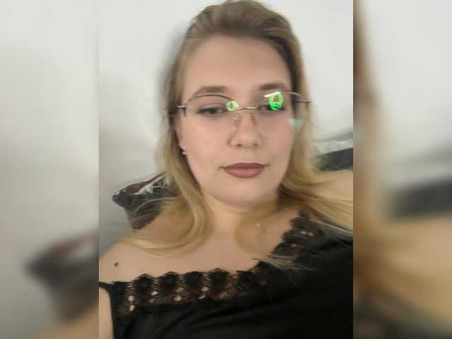 Masia-1's BongaCams show and profile