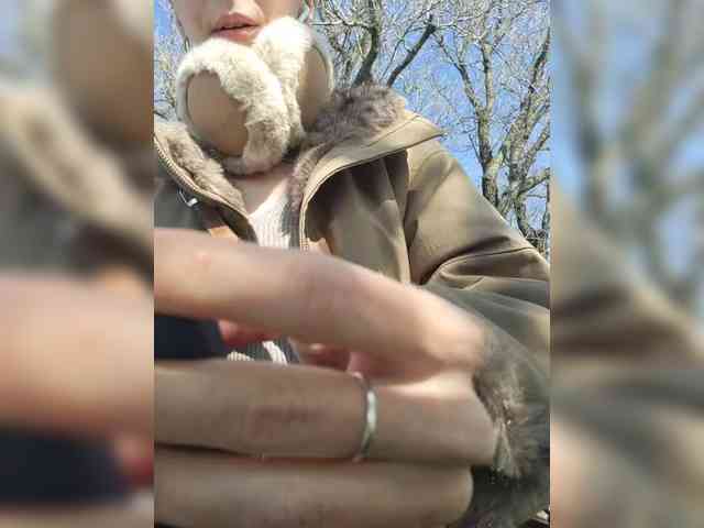 Fina771 Live Webcam on BongaCams