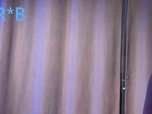 Fina771 Live Webcam on BongaCams