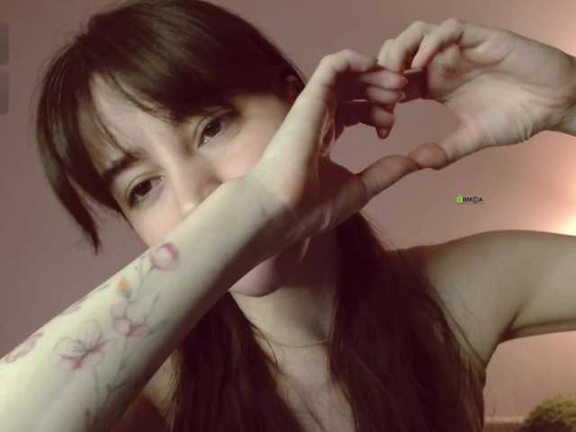 Asya-'s BongaCams show and profile