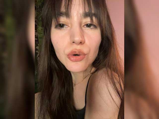 Asya-'s BongaCams show and profile