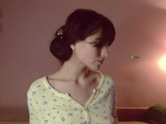Asya-'s BongaCams show and profile