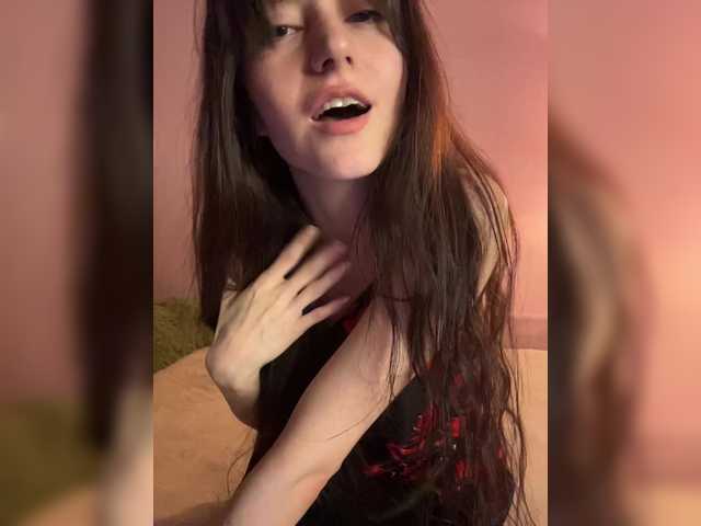 Asya-'s BongaCams show and profile