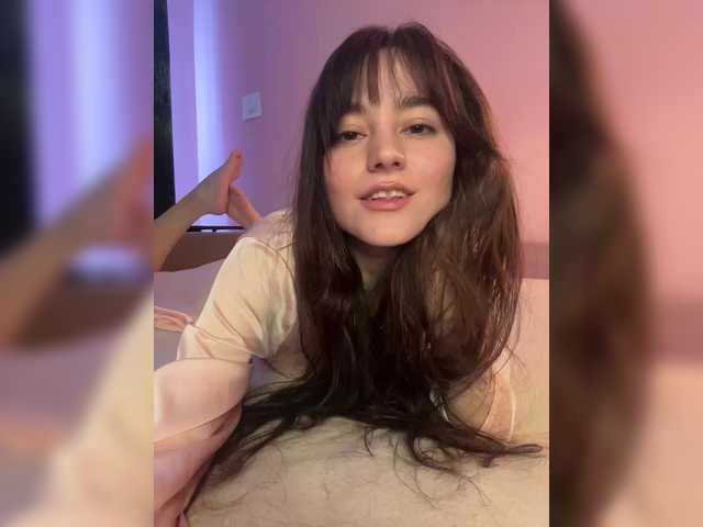 Asya-'s BongaCams show and profile