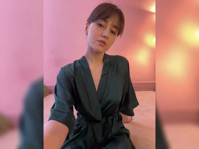 Asya-'s BongaCams show and profile