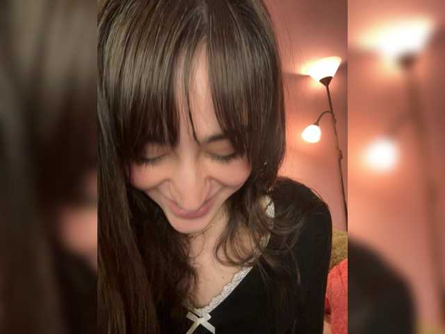 Asya-'s BongaCams show and profile