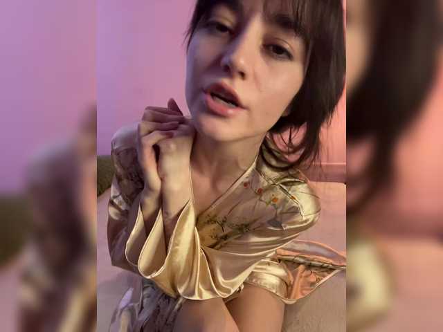 Asya-'s BongaCams show and profile